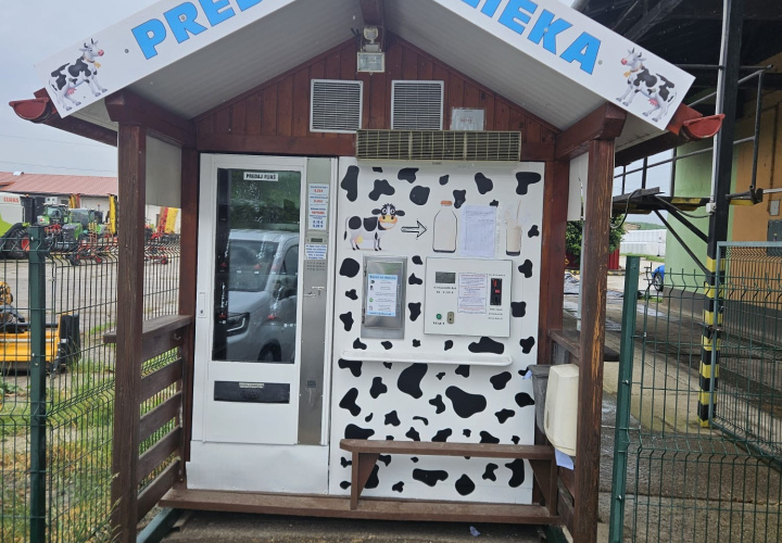 Automat na pravé slovenské mlieko na farme Bottovo | 4,1% tuku a 3,6% mliečnej bielkoviny